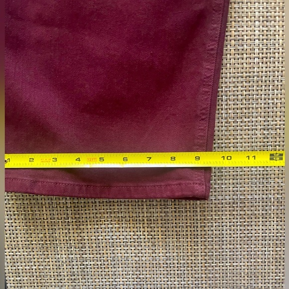 JUDY BLUE Women's Burgundy Jeans - Picture 10 of 10
